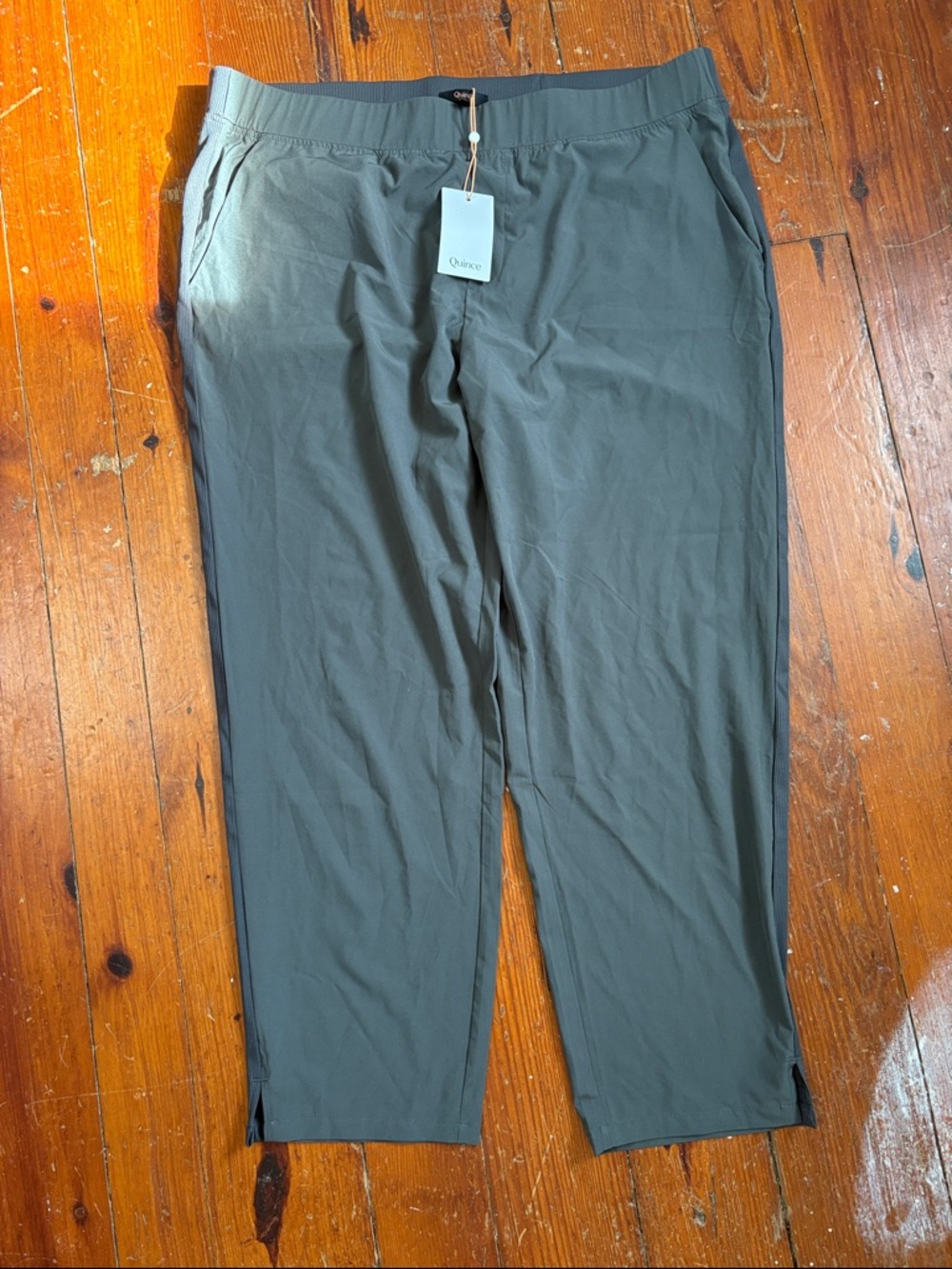 NWT Quince Performance Tech Tapered Stretch Pants Slate Green Size XL
